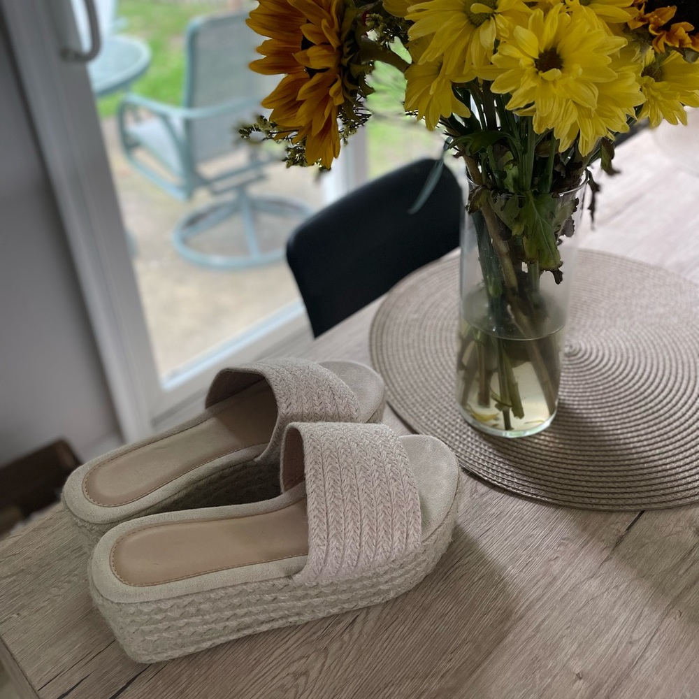 Brand New - Platform Sandals